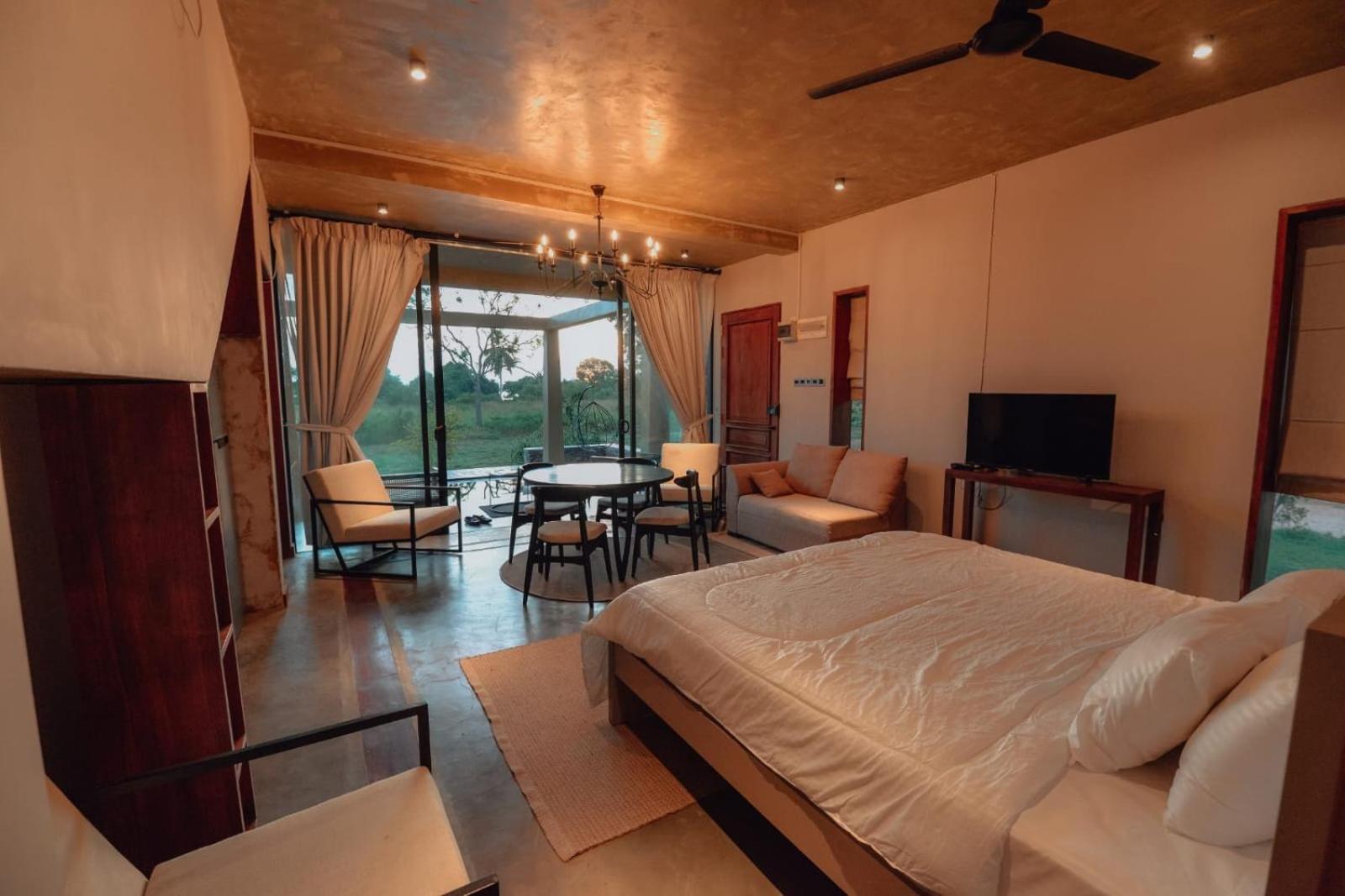 The Villa Lakeshore Anuradhapura Kültér fotó